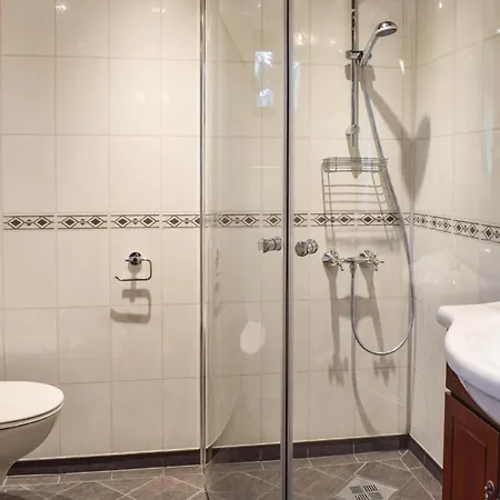 1 Bedroom In *